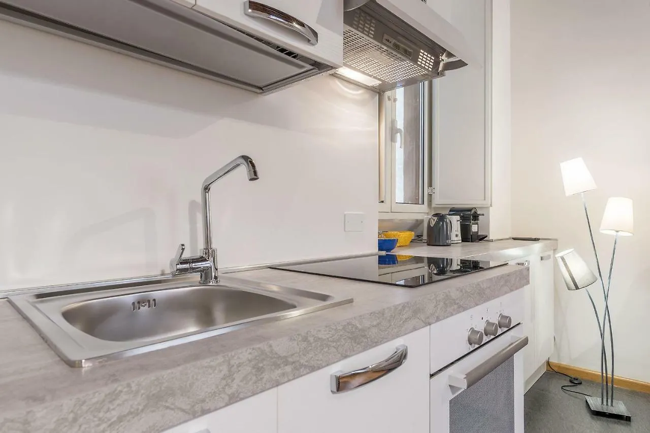 At The Heart Of Monti - Via Dei Capocci Appartement Rome